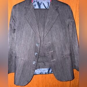 Boys Amherst Collection Gray 3 Button 2pc Suit Sz.7R